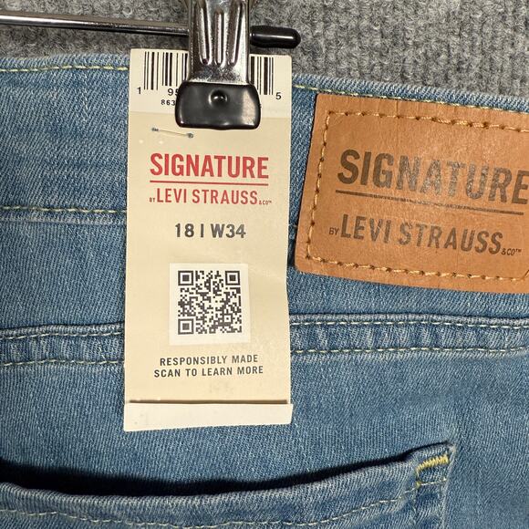 New Signature Levi's Strauss Size 8 W34 Mid Rise Bermuda Shorts Denim Blue - Picture 5 of 9